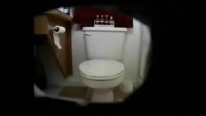 homemade toilet cam - Home-toilet-hidden - 1 of 2 - XVIDEOS.COM