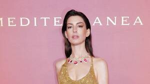 Anne Hathaway Blowjob Tape - Anne Hathaway | Biography, Films, Plays, & Facts | Britannica