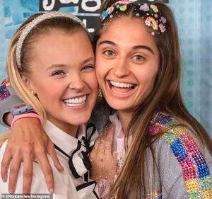 Jojo Siwa Mattyb Having Sex - JoJo Siwa details the moment she realized she was gay | Daily Mail Online