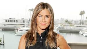 Hairy Pussy Jennifer Aniston - 9 Celeb Women & Their Preferred Pubic Hairstyles - The Frisky