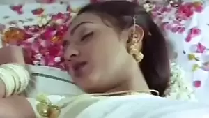 homemade wedding night sex movie - Best First Night In Hindu xxx desi sex videos at Negozioxporn.com