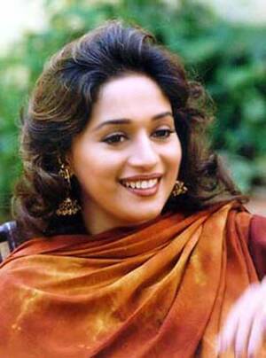 Madhuri - Evergreen Bollywood Diva Madhuri Dixit Wallpapers - Memsaab