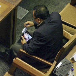 Indonesian Ass Porn - http://newsfeed.time.com/2011/04/11/indonesian -lawmaker-resigns-after-watching-porn-in-parliament/