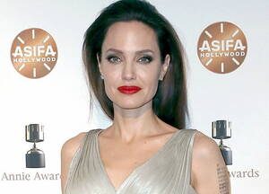 Angelina Jolie High Heels Porn - The latest news about Angelina Jolie, the DGA Awards, Box Office and  Saturday Night Live Reel 360 News