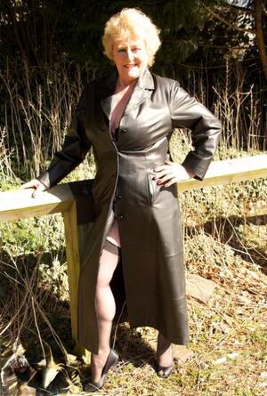 coat - Leather Coat Porn Pics & MILF Sex Photos - IdealMilf.com