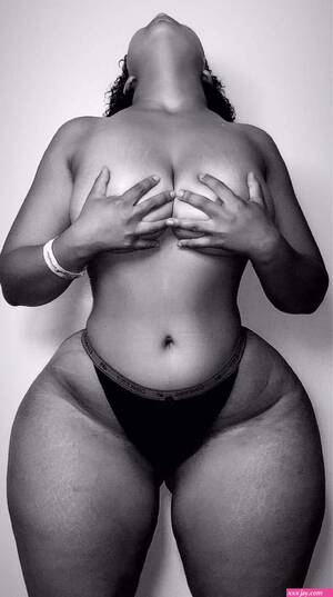 big black hips naked - Naked black wide hips - XxxJay