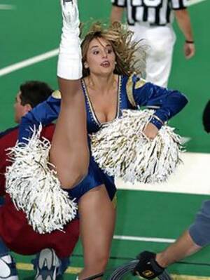 college cheerleaders upskirt glossy pantyhose - College Cheerleaders Upskirt Glossy Pantyhose | Sex Pictures Pass