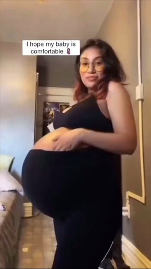 huge pregnant stomach with dectuplets - Why is it so big??? : r/funny