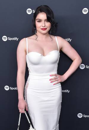 best breasts nude beach in hawaii - Ariel Winter Through the Years: 'Modern Family' and More