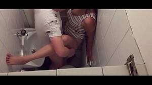 Caught Having Sex Public Bathroom - Couple Has Sex In Public Toilet - XVIDEOS.COM