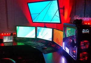 Computer Porn - Computer Gaming Battlestation Porn: Sexy & Fast