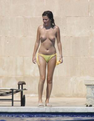 Netherlands For Anna Friel Porn - Anna Friel - Page 4 pictures, naked, oops, topless, bikini, video, nipple