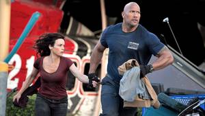 Chubby Latina Gloria Garcia - Carla Gugino and Dwayne Johnson face seismic activity in â€œSan Andreas.â€  Credit Jasin Boland