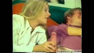 anna blonde threesome - Retro porn threesome with hot blonde Anna Magle - XVIDEOS.COM