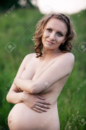 6 months pregnant nude - Portrait Of 6 Months Nude Pregnant Woman On Nature Stock Photo, Picture and  Royalty Free Image. Image 36422731.