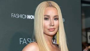 2016 Iggy Azalea Nude Porn - Rapper Iggy Azalea Leaves Social Media After Nude Photos Leaked | WLKG 96.1  FM The Lake