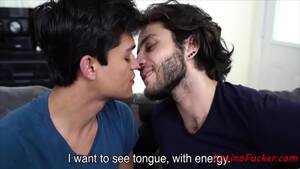 Latin 2 Guys - Two Straight Latin Guys Fuck For Money - XVIDEOS.COM