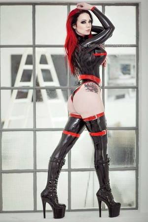 girls in latex fetish - Goth and Alt Girls