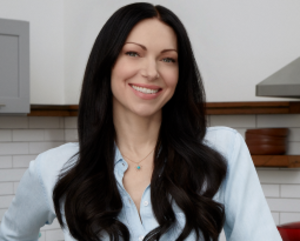 Large Laura Prepon Porn - Laura in Naked Food Magazine - Laura Prepon