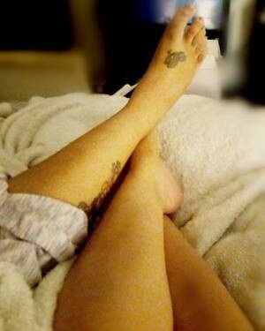 foot lesbian toe fucking pictures - Lesbian Feet Porn Pics, XXX Photos, Sex Images - PICTOA