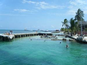 naked beach belize - Spunk on her leather skirt