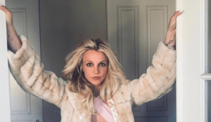 britney at home - Britney Spears House Tour: See the Star's Stunning Italian Villa