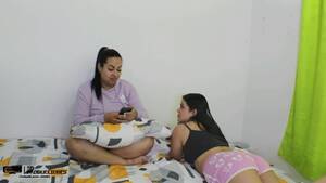 Hot Moms Lesbian Sluts - Hot lesbian sex with a Colombian slut - Porn in Spanish watch online