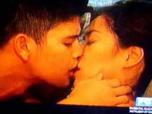 Cristine Reyes Sex Tape - Christine Reyes & Rayver Cruz Kiss