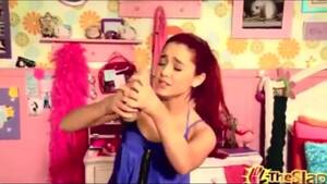 Ariana Grande Victorious Porn Lesbian - Disturbing clip of a young Ariana Grande being 'sexualised' on a  Nickelodeon show sparks outrage | indy100