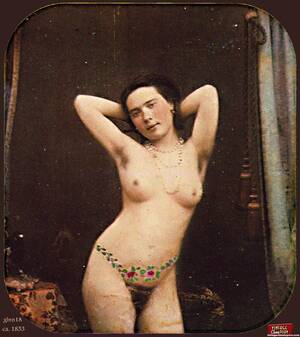 colored vintage nudes - Some vintage naked chicks using color tints - XXX Dessert - Picture 8