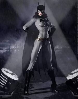 Alicia Silverstone Batgirl Porn - Batwoman. From Facebook... : r/badwomensanatomy