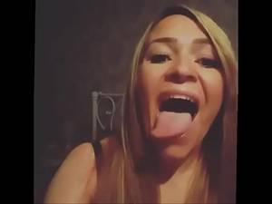 long tongue deepthroat - 