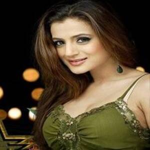 bollywood actress amisha patel nude - Ameesha Patel - Movies, Biography, News, Age & Photos | BookMyShow