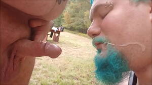 fat bear - Fatbear gives cubby a facial up at the campground - XVIDEOS.COM