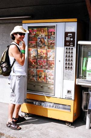 Japan Porn Vending Machines - Porno-Vending-Machine | This is my friend David, posing sheeâ€¦ | Flickr