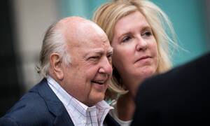 Gretchen Carlson Sex - Roger Ailes leaves Fox News in wake of sexual harassment claims | Roger  Ailes | The Guardian