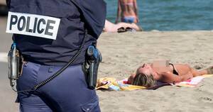 beach topless sunbathing videos - Topless sunbathing defended in France after women told to cover up | Metro  News