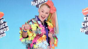 Jojo Siwa Has Sex - JoJo Siwa: TikTok sensation to make history in Dancing With The Stars'  first same-sex pairing | Ents & Arts News | Sky News