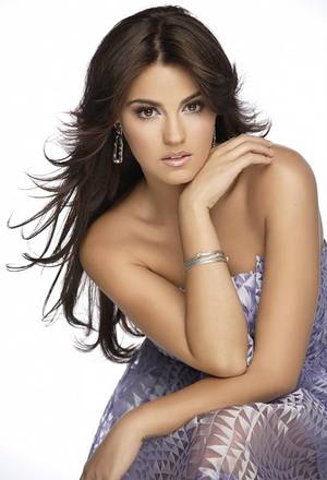 mexican latin models - Gorgeous Mexican Actress Maite Perroni