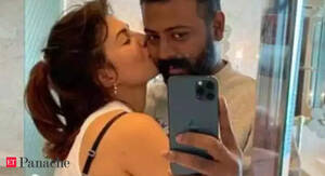 Jacqueline Indian Sex Porn - Jacqueline Fernandez News: Jacqueline Fernandez's photos with Sukesh  Chandrashekhar go viral, actress requests privacy - The Economic Times Video  | ET Now