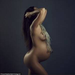 kourtney pregnant belly naked - Pregnancy naked shoot