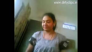 Beautiful Mallu House Wife Porn - Mallu Housewife Sucking Cock - XVIDEOS.COM