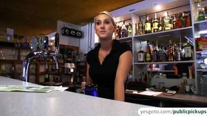 Czech Porn Bar - Beautiful bar girl gets laid after being paid with cash - ZB Porn