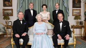 All In The Family Beach Porn - Queen Elizabeth II's Children: All About The Royals' Relationships