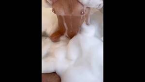 bubble bath fuck - Bubble Bath Fuck Videos Porno | Pornhub.com