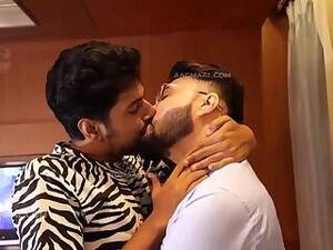 Gay Fuck Indian - Indian Gay Mobile Porn Videos - BoyFriendTv.com