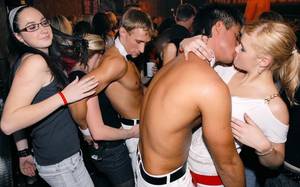 Amateur Male Strip Club - These amateur babes don't know what they're getting into when they embark  on a night out at their local male strip club. They just don't realize how  ...