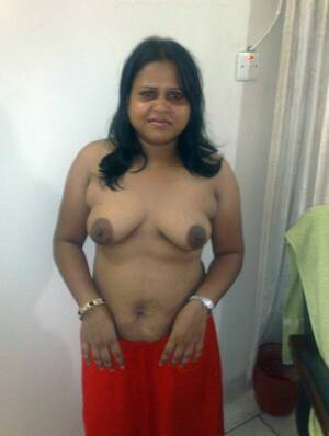 indian lady tits - Thick Indian Porn Pics & Big Tits Pictures - BustyPassion.com