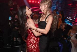 Funny Selena Gomez Real Porn - Selena Gomez and Taylor Swift's Complete Friendship Timeline