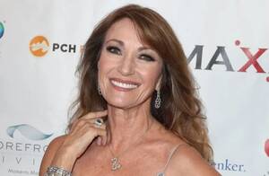 Jane Seymour Porn - Jane Seymour Talks Being Unseen As An Aging Woman, Says Men 'Look Over My  Head and Find the Nearest Man' To Talk To : r/TwoXChromosomes